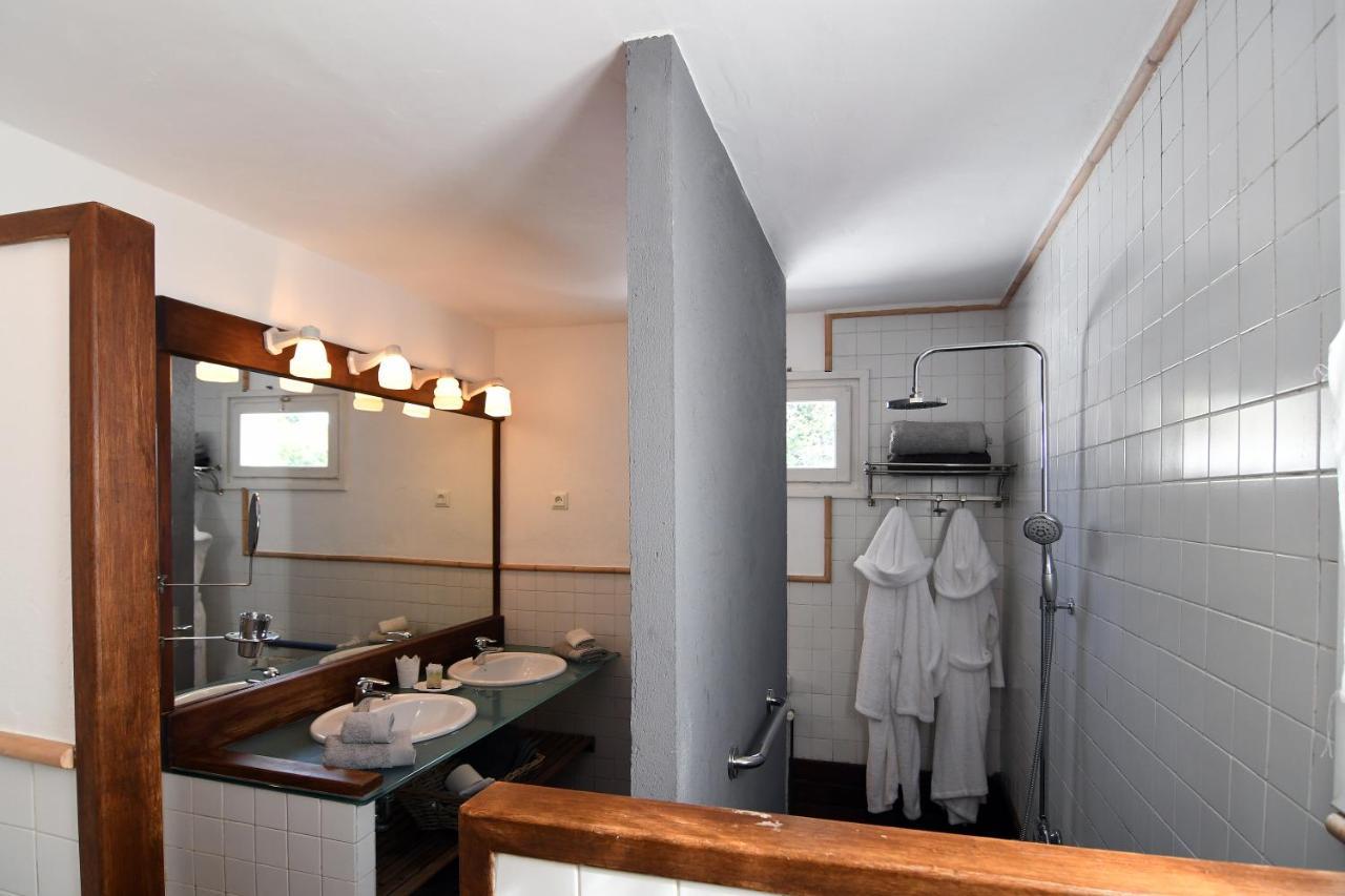 Le Rondini Bed & Breakfast Montras Bagian luar foto